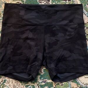 lululemon black camo align biker shorts